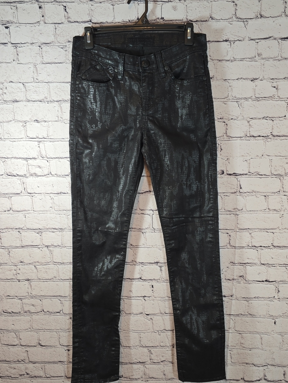 Rock & Republic Shiny Black 'Berlin' Snakeskin Print Skinny Jeans Size 8